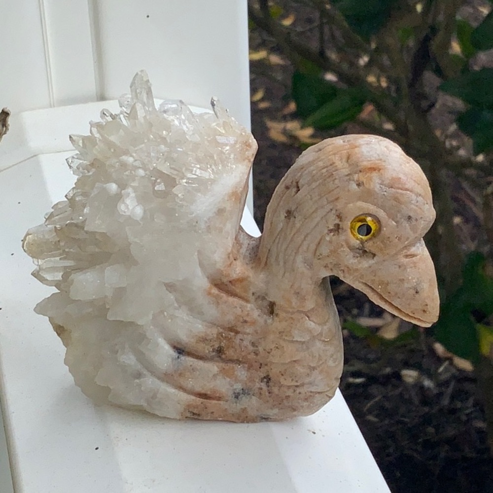 QUARTZ CRYSTAL CLUSTER HAND CARVED SWAN